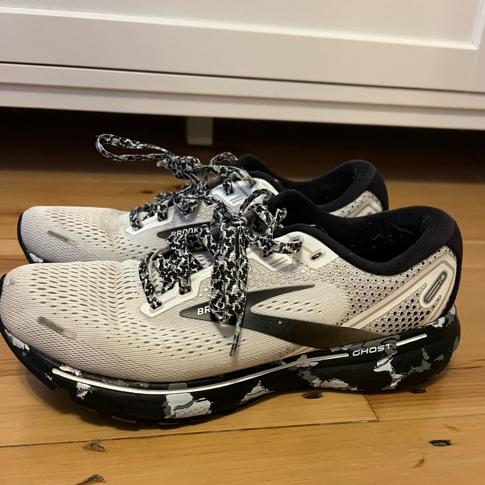 Brooks Ghost 14